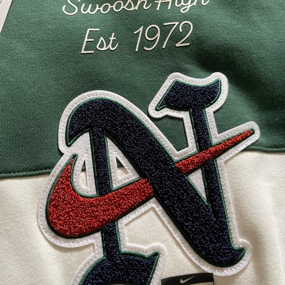 Nike Sportswear Club Fleece Men's Hoodie - Picture 5 of 8